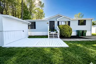 9 Robert St, Stafford, VA 22554 - Photo 1