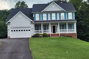 142 Greenway St, Fredericksburg, VA 22405 - Photo 1