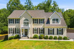90 Maplewood Dr, Stafford, VA 22554 - Photo 1