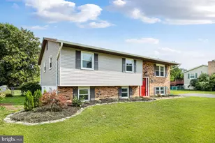2 Wynngate Ct, Fredericksburg, VA 22405 - Photo 1
