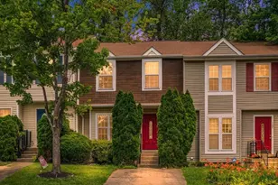 105 Staunton Ct, Stafford, VA 22554 - Photo 1
