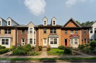 413 Lakeview Ct, Stafford, VA 22554 - Photo 1