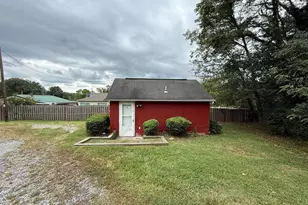 181 Truslow Rd, Fredericksburg, VA 22405 - Photo 1