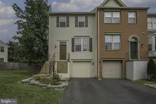 201 Knollwood Ct, Stafford, VA 22554 - Photo 1
