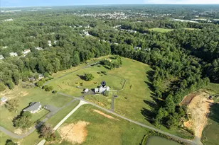 250 Lerose Dr, Fredericksburg, VA 22406 - Photo 1