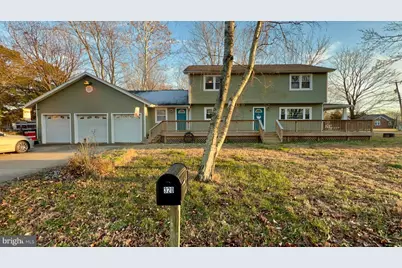 320 Cedar Avenue, Colonial Beach, VA 22443 - Photo 1