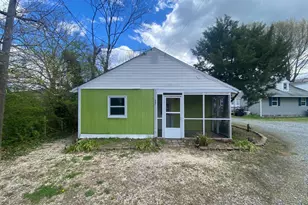 207 N Irving Ave, Colonial Beach, VA 22443 - Photo 1