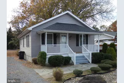 930 Bryant Avenue, Colonial Beach, VA 22443 - Photo 1