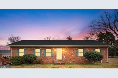 186 East Potomac Drive, Colonial Beach, VA 22443 - Photo 1