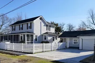 300 Lafayette St, Colonial Beach, VA 22443 - Photo 1