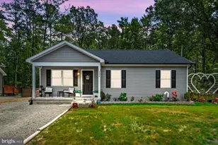 284 Shorewood Dr, Colonial Beach, VA 22443 - Photo 1