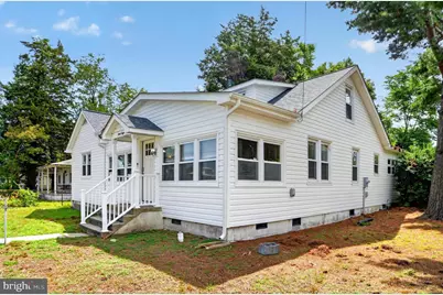 38 4th Street, Colonial Beach, VA 22443 - Photo 1