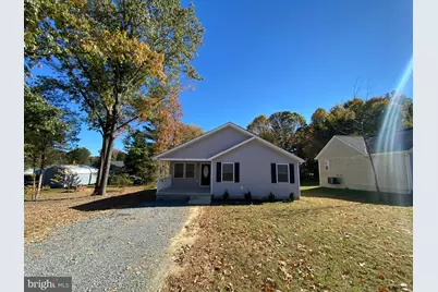 77 Lakeview Drive, Colonial Beach, VA 22443 - Photo 1