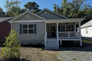 225 9th St, Colonial Beach, VA 22443 - Photo 1