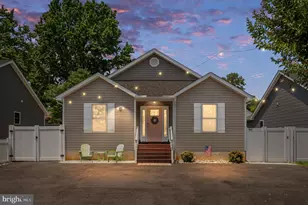 127 3rd St, Colonial Beach, VA 22443 - Photo 1