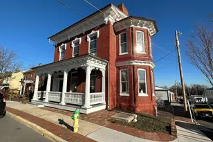 418 N Loudoun St, Winchester, VA 22601 - Photo 1