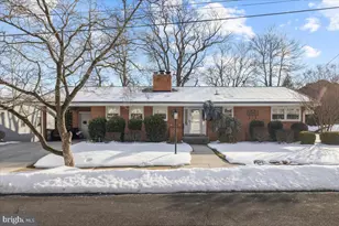 425 Briarmont Dr, Winchester, VA 22601 - Photo 1