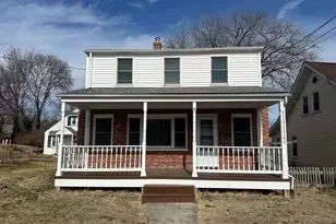 18 W Whitlock Ave, Winchester, VA 22601 - Photo 1