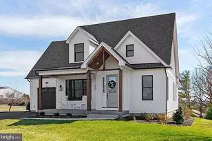 2532 Middle Rd, Winchester, VA 22601 - Photo 1