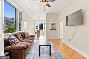 126 N Braddock St, Winchester, VA 22601 - Photo 1