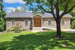 302 Hidden View Ln, Front Royal, VA 22630 - Photo 1