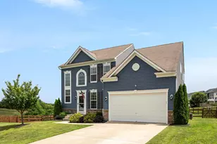 106 Divot Ct, Front Royal, VA 22630 - Photo 1