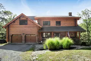 226 Twin Oaks Dr, Bentonville, VA 22610 - Photo 1