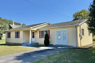 12 Hillvue St, Front Royal, VA 22630 - Photo 1