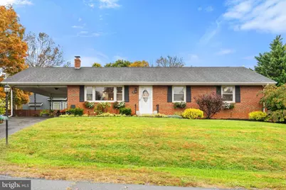 204 E 17th Street, Front Royal, VA 22630 - Photo 1