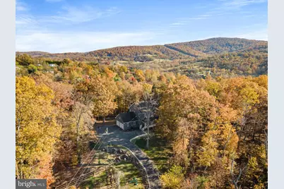 527 Grimes Golden Road, Linden, VA 22642 - Photo 1