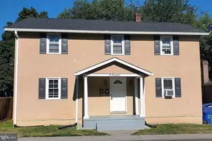 221 Fletcher St, Front Royal, VA 22630 - Photo 1