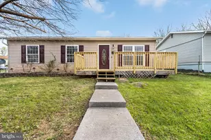 751 W 13th St, Front Royal, VA 22630 - Photo 1