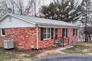 332 W Duck St, Front Royal, VA 22630 - Photo 1