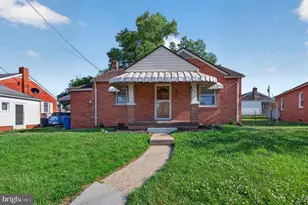 511 E 6th St, Front Royal, VA 22630 - Photo 1