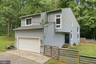 72 Long View Rd, Linden, VA 22642 - Photo 1