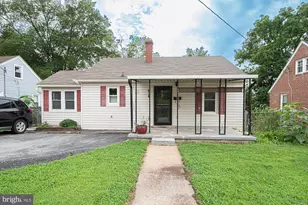 424 Duncan Ave, Front Royal, VA 22630 - Photo 1