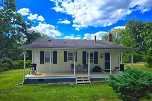 117 Lake View Dr, Augusta, WV 26704 - Photo 1