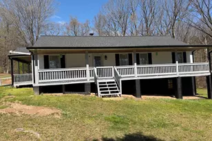 206 Mountain View Dr, Paw Paw, WV 25434 - Photo 1