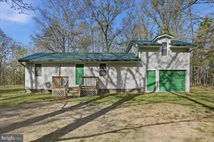 25 Fox Craft Ct, Green Spring, WV 26722 - Photo 1