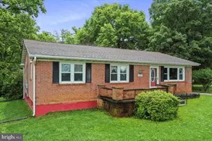 1956 Cattail Run Rd, Charles Town, WV 25414 - Photo 1