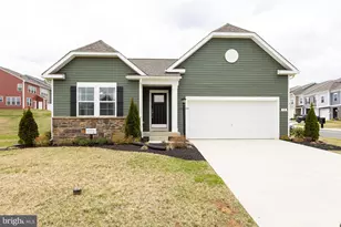 354 Armistead Pl, Charles Town, WV 25414 - Photo 1