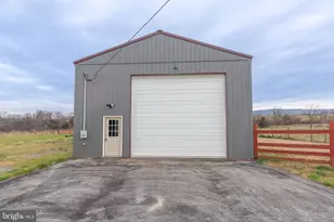 266 Shannon Hill Ln, Charles Town, WV 25414 - Photo 1