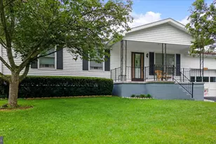 391 King St, Kearneysville, WV 25430 - Photo 1