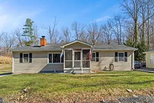 171 Sourmash Rd, Harpers Ferry, WV 25425 - Photo 1