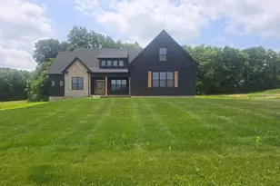 99 Mistletoe Ln, Harpers Ferry, WV 25425 - Photo 1
