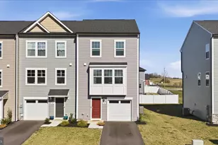 24 Armistead Pl, Charles Town, WV 25414 - Photo 1