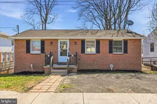 218 E 4th Ave, Ranson, WV 25438 - Photo 1