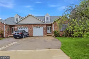 309 Brookline Dr, Charles Town, WV 25414 - Photo 1