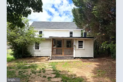 323 W Academy Street, Charles Town, WV 25414 - Photo 1