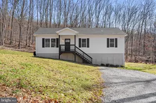 1442 Johnnycake Ln, Harpers Ferry, WV 25425 - Photo 1